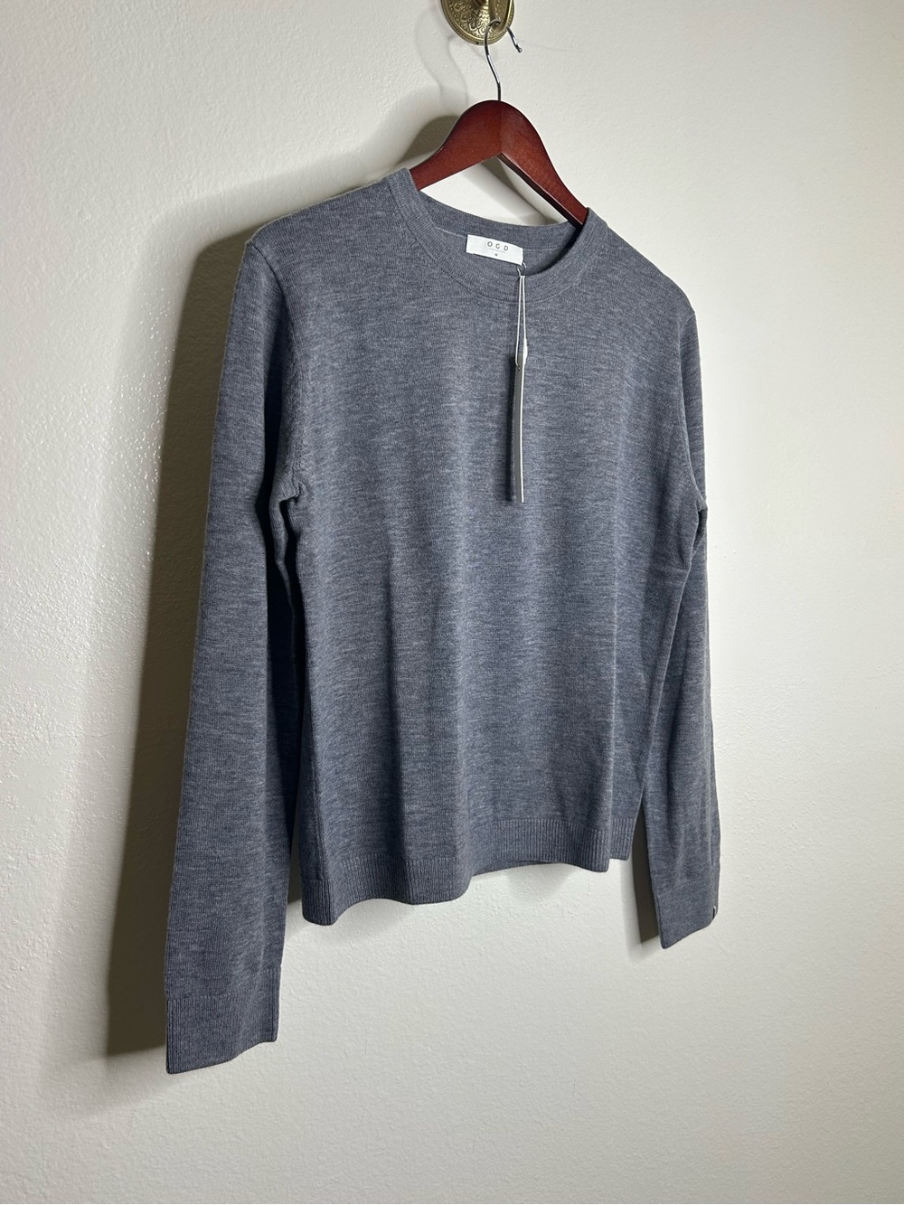 NWT One Grey Day 100% Merino Wool Fine Knit Gray Crew Neck Pullover Sweater